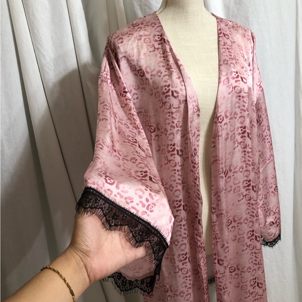 Free Realm Silky Robe